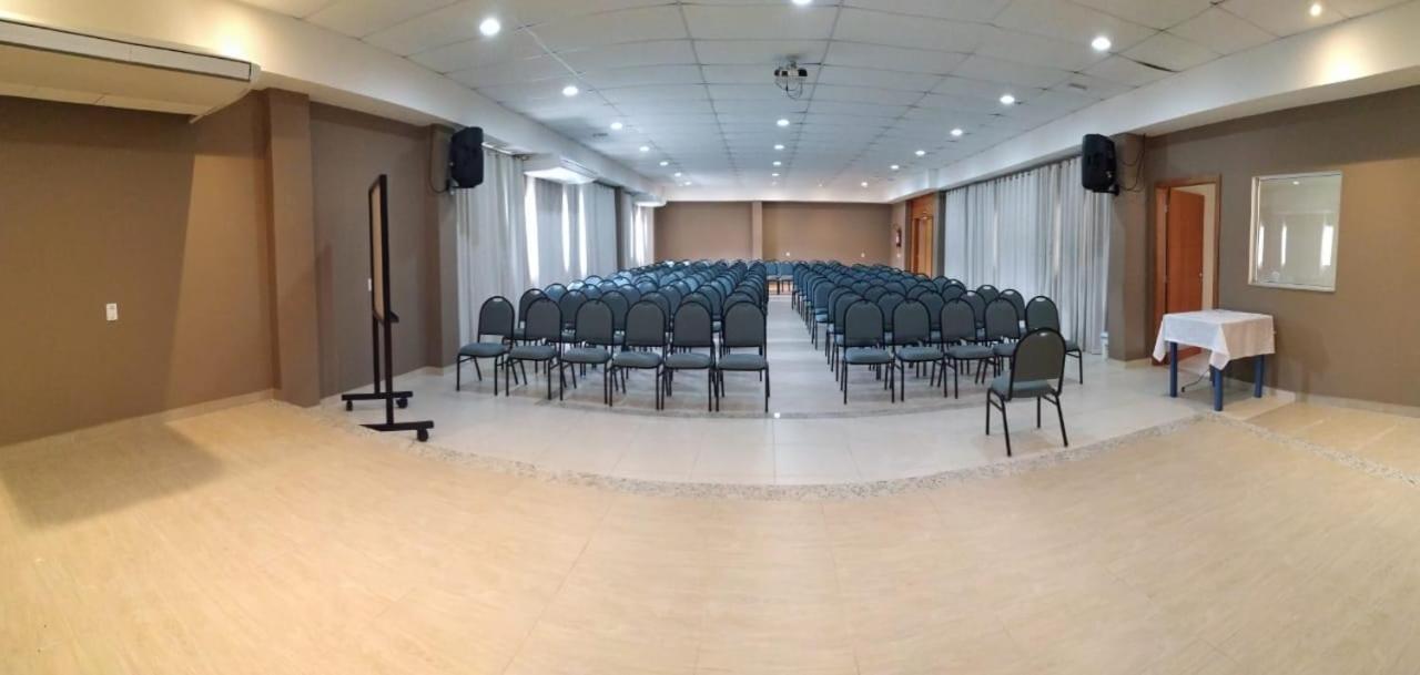 Hotel Venturim 新文达移民镇 外观 照片